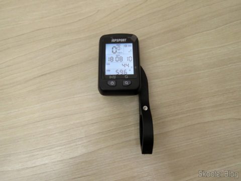 iGPSPORT iGS20E no suporte longo