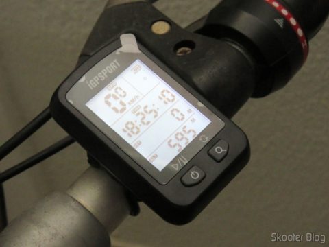 iGPSPORT iGS20E instalado na bicicleta