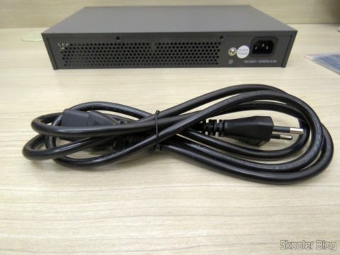 Cabo do TP-Link TL-SG1024DE V2
