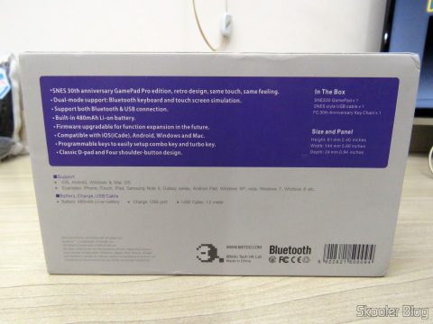 8bitdo SNES30 GamePad, em sua embalagem