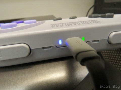 8bitdo SNES30 GamePad, em funcionamento