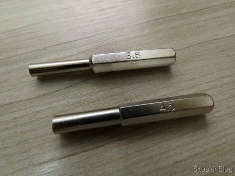 Chaves de 3,8mm e 4,5mm para Consoles e Cartuchos da Nintendo (Gamebit), em sua embalagem
