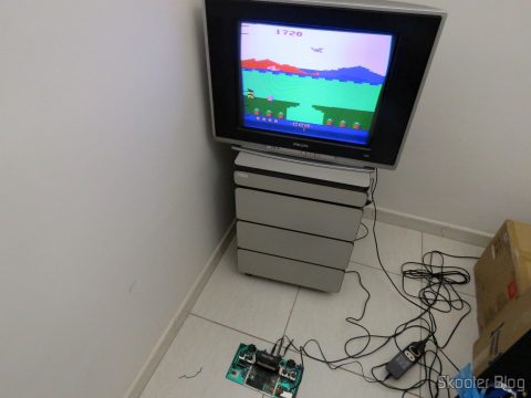 O Atari 2600 já funcionando em NTSC apesar da de-transcodificação ainda incompleta.