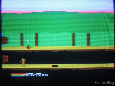Pitfall, no Atari 2600 em fase de-transcodificação.