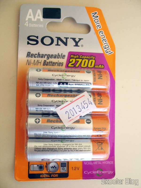Pack c/ 4 pilhas recarregáveis AA Sony 2700mAh Ni-MH