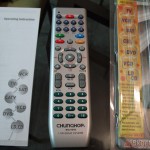 DealExtreme: Controle Remoto Universal para 10 Aparelhos TV/VCR/DVD/VCD/AUX/SAT Controle Remoto Universal para 10 Aparelhos TV/VCR/DVD/VCD/AUX/SAT