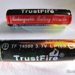 DealExtreme: Baterias de Lítio 14500 3.7V 900mAh Recarregáveis e Protegidas TrustFire (pacote com duas) Baterias de Lítio 14500 3.7V 900mAh Recarregáveis e Protegidas TrustFire