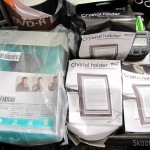 DealExtreme: Suportes para Celular e Tablet de Plástico Cristal Transparente e Webcam Logitech C525 720P USB 2.0 c/ Microfone Genuína Suportes para Celular e Tablet de Plástico Cristal Transparente e Webcam Logitech C525 720P USB 2.0 c/ Microfone Genuína