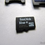DealExtreme (DX): Cartão Micro SD/TF de 32GB Sandisk Genuíno com Adaptador para SD (Genuine Sandisk Micro SD/TF Card with SD Card Adapter (32GB)) Cartão Micro SD/TF de 32GB Sandisk Genuíno com Adaptador para SD (Genuine Sandisk Micro SD/TF Card with SD Card Adapter (32GB))