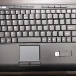 DealExtreme (DX): Teclado Sem Fio 2,4GHz Portátil com Touchpad & Receptor, MC Saite Genuíno, 800DPI e 88 teclas, 2 pilhas AAA (Genuine MC Saite 88-Key 800DPI Portable 2.4G Wireless Keyboard w/ Touchpad & Receiver (2*AAA)) Teclado Sem Fio 2.4GHz Portátil com Touchpad & Receptor, MC Saite Genuíno, 800DPI e 88 teclas, 2 pilhas AAA (Genuine MC Saite 88-Key 800DPI Portable 2.4G Wireless Keyboard w/ Touchpad & Receiver (2*AAA))