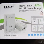 DealExtreme (DX): Par de Adaptadores de Comunicação em Rede Powerline Home Plug 200Mbps EP-PLC5506 (EP-PLC5506 200Mbps Home Plug Powerline Network Communication Adapters (Pair)) Par de Adaptadores de Comunicação em Rede Powerline Home Plug 200Mbps EP-PLC5506 (EP-PLC5506 200Mbps Home Plug Powerline Network Communication Adapters (Pair))