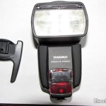 DealExtreme (DX): Flash TTL YongNuo Speedlite YN565EX c/ LCD 2.0″ para Canon DSLR (YongNuo Y565EX 2.0″ LCD TTL Flash Speedlite Speedlight for Canon DSLR – Black (4 x AA)) Flash TTL YongNuo Speedlite YN565EX c/ LCD 2.0" para Canon DSLR (YongNuo Y565EX 2.0" LCD TTL Flash Speedlite Speedlight for Canon DSLR - Black (4 x AA))