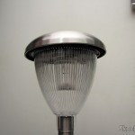 Lâmpada de Jardim de Aço Inoxidável com Luz de LED Branca Auto-Recarregável com Energia Solar (1*AA) (Stainless Steel Solar Powered Self-Recharged LED White Light Lawn Lamp (1*AA))