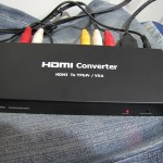 DealExtreme (DX): Conversor HDMI para VGA / Componente YPbPr / SPDIF, Colorido, Alta Definição (HDMI to VGA High Definition Color Converter w/ YPbPr / SPDIF - Black + White) Conversor HDMI para VGA / Componente YPbPr / SPDIF, Colorido, Alta Definição (HDMI to VGA High Definition Color Converter w/ YPbPr / SPDIF - Black + White) em funcionamento