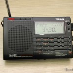 eBay: Radio Multi-Banda Mundial Tecsun PL-660 FM, AM (Ondas Médias), Ondas Curtas, Ondas Longas e Escuta Aeronáutica (TECSUN PL-660 (Black) AIR/FM/SW/MW/LW World Band Radio) Radio Multi-Banda Mundial Tecsun PL-660 FM, AM (Ondas Médias), Ondas Curtas, Ondas Longas e Escuta Aeronáutica (TECSUN PL-660 (Black) AIR/FM/SW/MW/LW World Band Radio) sintonizando uma estação FM
