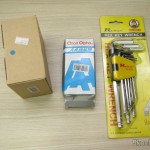 DealExtreme (DX): Cola Instantânea Aron Alpha, Relógio com Alarme Estilo Madeira c/ LED Azul e Temperatura, e Conjunto de 9 Chaves Allen com Cabeça de Bola Rewin Cola Instantânea Aron Alpha, Relógio com Alarme Estilo Madeira c/ LED Azul e Temperatura, e Conjunto de 9 Chaves Allen com Cabeça de Bola Rewin