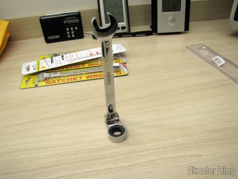Chave Combinada (Chave de Boca) com Catraca Articulada Aço Cromo-Vanádio 12mm REWIN (REWIN RJ-313 Chrome-Vanadium Steel 2-in-1 12mm Open End + Double Box End Combination Wrench)