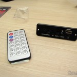 DealExtreme (DX): Hardware Decodificador MP3 c/ FM, Controle Remoto, USB, Mini USB e Slot SD (MP3 Hardware Decoder w/ FM/Remote Controller/USB/Mini USB/SD Slot – Black (5V)) Hardware Decodificador MP3 c/ FM, Controle Remoto, USB, Mini USB e Slot SD (MP3 Hardware Decoder w/ FM/Remote Controller/USB/Mini USB/SD Slot – Black (5V))
