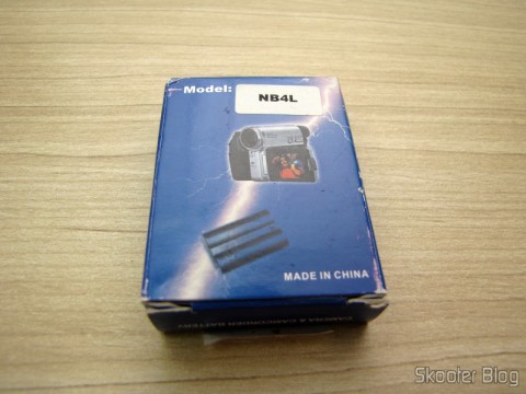 Bateria STK Canon NB-4L – 1400mAh para Canon PowerShot SD1400 IS, ELPH 300 HS, SD1400IS, SD750, ELPH 100 HS, SD1000, SD1100 IS, SD600, S (STK’s Canon NB-4L Battery Pack – 1400 mAh for Canon Cannon Powershot SD1400 IS, ELPH 300 HS, SD1400IS, SD750, ELPH 100 HS, SD1000, SD1100 IS, SD600, S) em sua embalagem