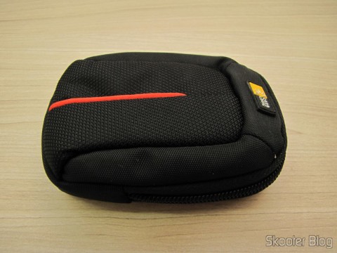 Bolsa para Câmera Compacta Case Logic DCB-301 (Case Logic DCB-301 Compact Camera Case – Black)