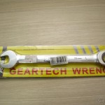 Chave Combinada (Chave de Boca) com Catraca Aço Cromo-Vanádio 16mm REWIN (Chrome Vanadium Steel Ratchet Combination Spanner Wrench (16mm)), em sua embalagem