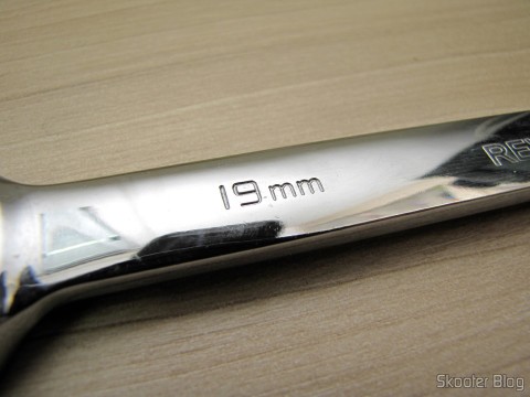 Cabo da Chave Combinada (Chave de Boca) com Catraca Aço Cromo-Vanádio 19mm REWIN (Chrome Vanadium Steel Ratchet Combination Spanner Wrench (19mm))