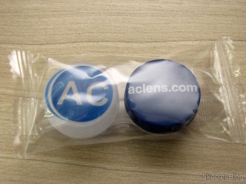 Estojinho para armazenar um par de lentes de contato, brinde da AC Lens