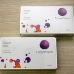 As duas caixinhas das lentes de contato Cooper Vision Avaira Toric
