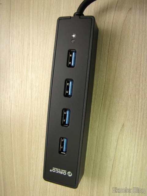 Hub USB 3.0 com 4 portas ORICO W8PH4-U3 (ORICO W8PH4-U3 4-HUB USB 3.0 Hub - Black)