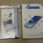 DealExtreme (DX): Película Protetora de Tela Matte (Fosca) e Película Protetora de Tela de Vidro Temperado para Samsung Galaxy Grand Duos Pacote com 5 Películas Protetoras de Tela Matte (Fosca) para Samsung Galaxy Grand Duos (Protective Matte Screen Protector Films for Samsung Galaxy Grand i9080 / Duos i9082 - Transparent) e a Película Protetora de Tela de Vidro Temperado para Samsung Galaxy Grand Duos (Protective Toughened Glass Screen Protector Film for Samsung Galaxy Grand Duos i9082 - Transparent)