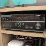 Amazon via Shipito: Yamaha RX-V675 7.2 Channel Network AV Receiver with Airplay Yamaha RX-V675 7.2 Channel Network AV Receiver with Airplay, em funcionamento