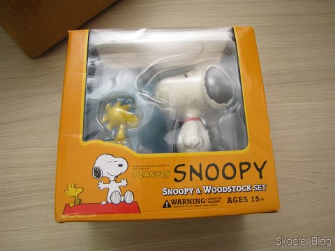 Action Figures de Snoopy & Woodstock, em sua embalagem