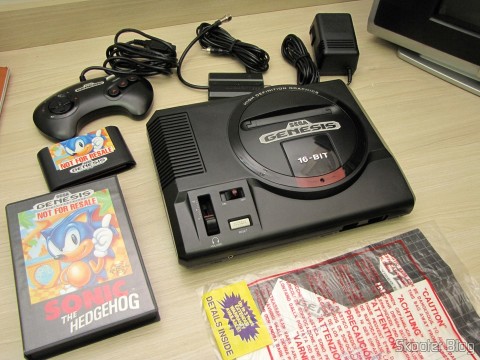 Mega Drive 1 Controle Tectoy - 22 Jogos na Memória - Mega Drive - Magazine  Luiza