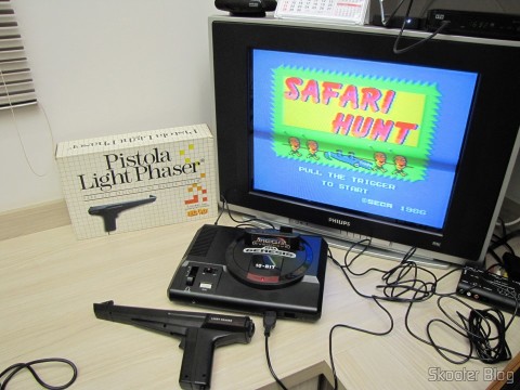 Jogos de Master System que utilizam a Pistola Light Phaser no Mega Drive com o Mega Everdrive: Safari Hunt