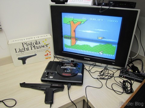 Qual o melhor modelo do Master System? 7 Jogos de Master System que utilizam a Pistola Light Phaser no Mega Drive com o Mega Everdrive: Safari Hunt
