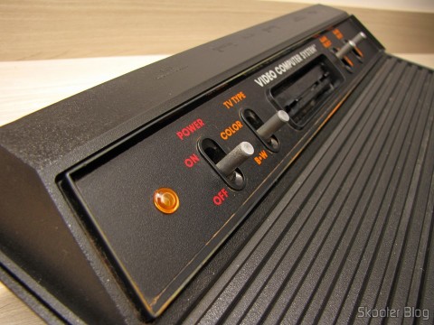 Atari VCS/2600 com S-Video, Vídeo Composto, Áudio Estéreo, e Pausa, após a limpeza