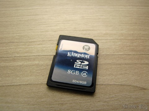 Cartão SDHC 8GB Kingston que acompanha o Harmony Cartridge - O cartucho com memória flash para o Atari 2600