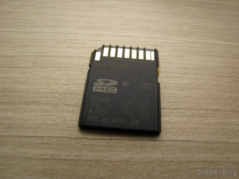 Cartão SDHC 8GB Kingston que acompanha o Harmony Cartridge - O cartucho com memória flash para o Atari 2600