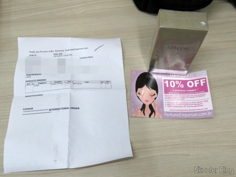 Caixa da Perfume Emporium com o Armani 3.4 oz EDT Spray