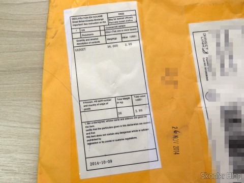 Pacote com o Carregador c/ Duas Saídas USB para iPhone, iPad, iPod, Samsung Galaxy Tab, etc.