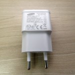 DealExtreme (DX): Carregador c/ Duas Saídas USB para iPhone, iPad, iPod, Samsung Galaxy Tab, etc. Carregador c/ Duas Saídas USB para iPhone, iPad, iPod, Samsung Galaxy Tab, etc.,