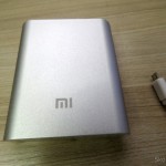 DealExtreme (DX): XIAOMI Genuine 10400mAh USB Mobile Power Source Bank w/ 4-LED Indicators - Silver + White XIAOMI Genuine 10400mAh USB Mobile Power Source Bank w/ 4-LED Indicators - Silver + White