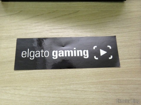 Adesivo que acompanha a Elgato - Game Capture HD60