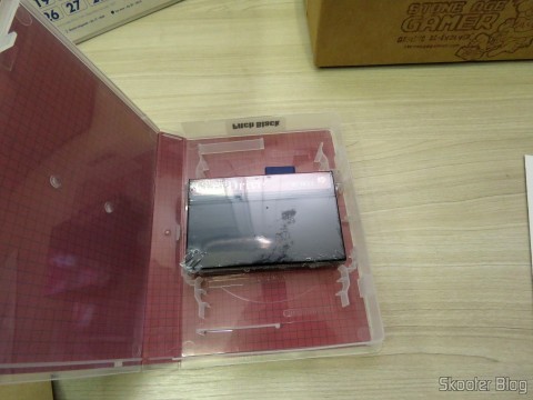 Master Everdrive (Deluxe Edition), em seu estojo