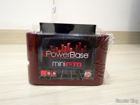 PowerBase Mini FM, ainda embalado