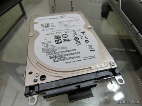 O HDD Seagate 320GB removido do Dell Latitude E6220