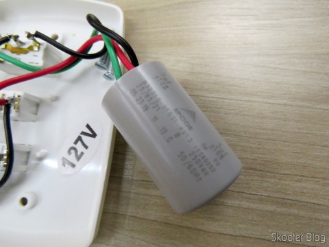 Capacitor da EPCOS na Chave Capacitiva para Ventilador de Teto da marca Delta