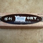 DealExtreme: Gaita de Boca com 10 furos Victory (Victory 10-hole Harmonica) Caixa da Gaita de Boca com 10 furos Victory (Victory 10-hole Harmonica)