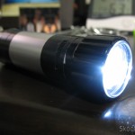 DealExtreme: review após alguns meses de uso Lanterna de Dínamo com 3 leds de Alta Luminosidade, consertado