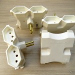 Adaptadores de Tomada com 4 saídas de 3 pinos (2P+T) 10A